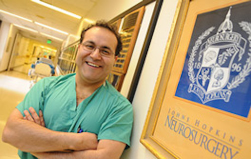 Dr-Q-Alfredo-Quinones-Hinojosa-Cancer-Cerebro-Columna